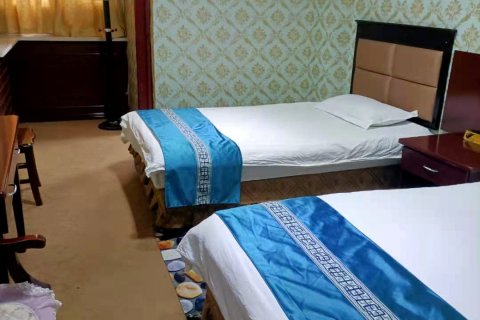 阿图什启东商务宾馆