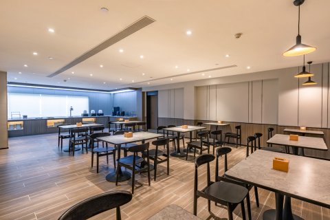 汉庭酒店(南宁朝阳广场店)