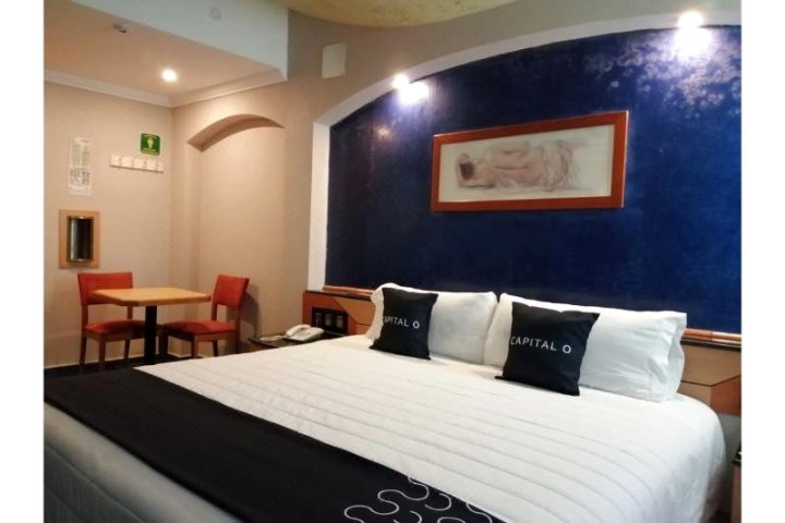 首都O洛斯卡拉科莱斯酒店(Capital O Hotel Los Caracoles, Acapulco)