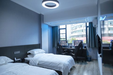 云艺电竞酒店(武穴店)