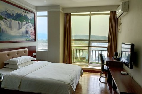 秭归众福江景酒店