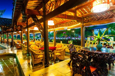 青城山隐泉山庄