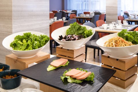 凯里亚德酒店(济南趵突泉泉城广场店)