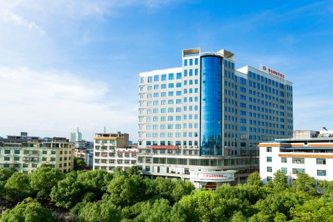 维也纳智好酒店(邵东高铁站缤纷环球城店)