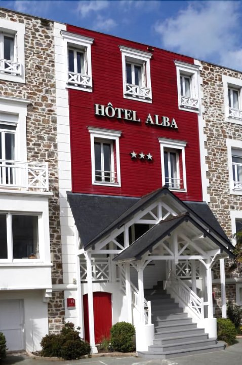 阿尔芭酒店(Hotel Alba)