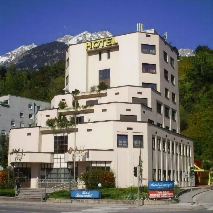 卡文德索默尔酒店(Sommerhotel Karwendel)