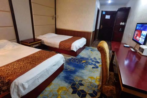 围场机械林场鼎盛假日酒店