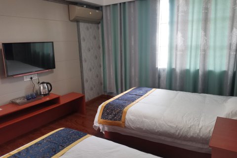 普兰金鑫大酒店