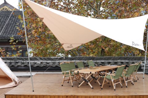 杭州月亮与六便士民宿(香积寺地铁站店)