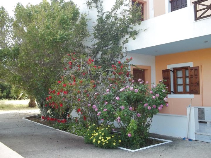 Saint Nicolas Bungalows