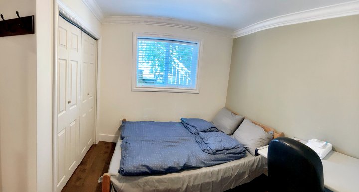 温哥华住宅舒适套房(Comfy Suite in a Vancouver Special House)