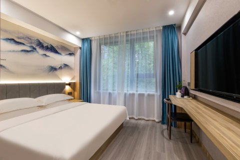 肯定观美酒店(南京新街口常府街地铁站店)