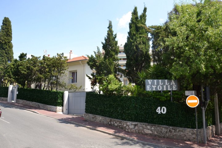 戛纳埃图瓦勒别墅(Villa Etoile Cannes)