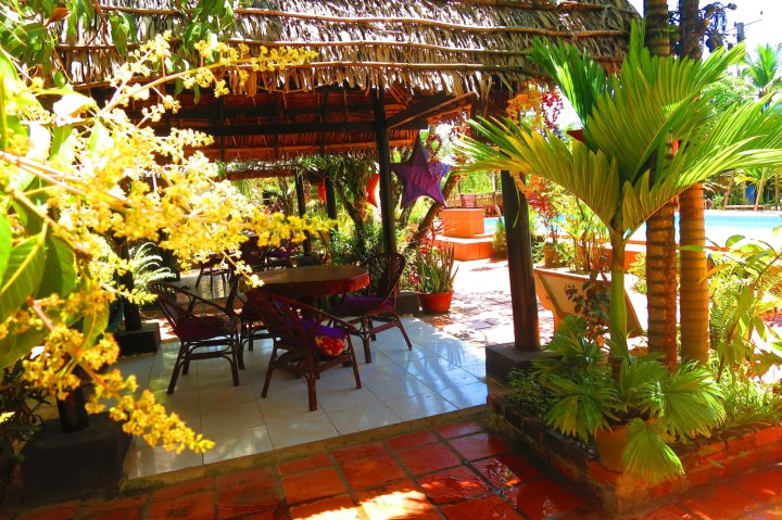 贡布旅馆(Kampot Guesthouse)