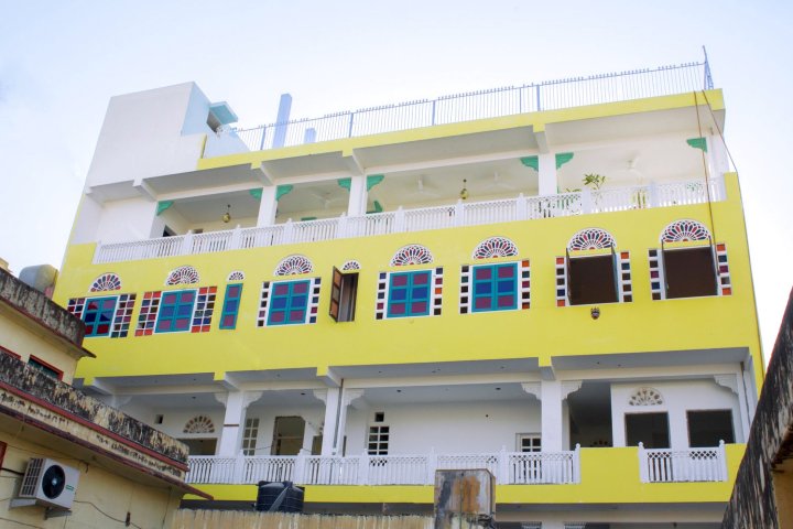 哈维里卡尔瓦拉酒店(Haveli Kalwara)