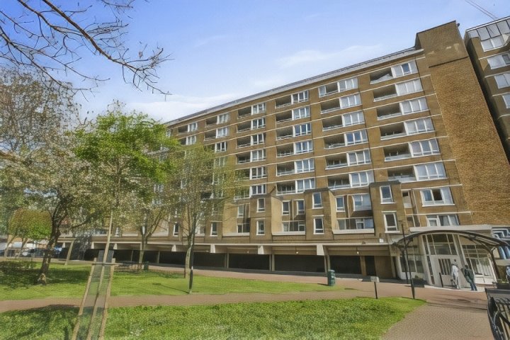 巴斯科特大本营公寓酒店(Citadel Apartments Bath Court)