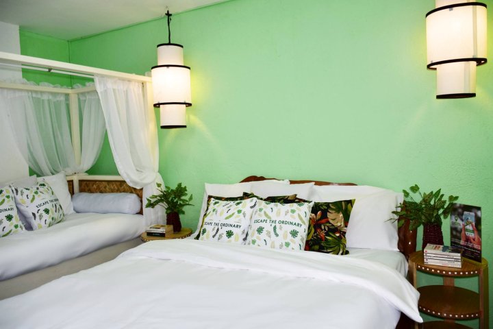 可可特尔8色阁楼长滩岛海滩屋度假村(8 Colors Penthouse Boracay Beach House Resort by Cocotel)