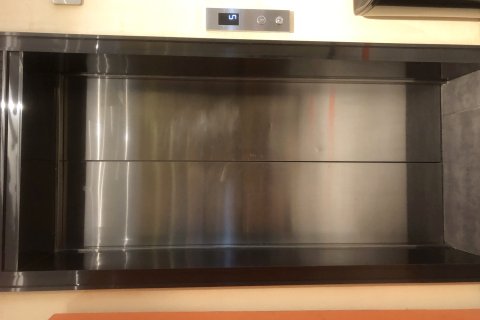 艾克酒店(兰州火车站东方红广场店)