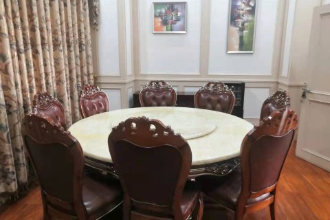 犍为旭庆源假日酒店(龙池广场店)