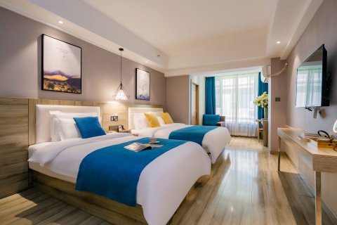 咖姆酒店(西安回民街钟楼地铁站店)