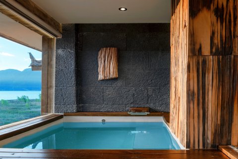 糊涂窝湖景度假酒店(泸沽湖亲爱的客栈)