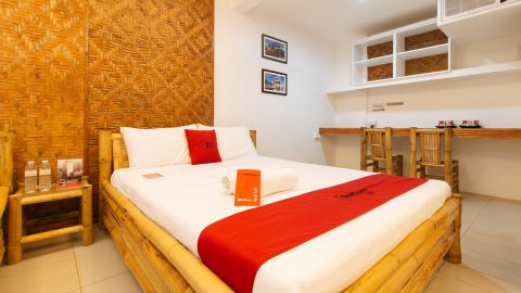 红多兹酒店@哈丁科拉莱斯(RedDoorz Hostel Hardin de Corales la Union)