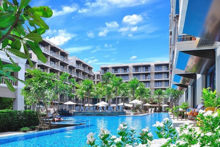 普吉岛班拉迈海滩度假酒店(Baan Laimai Patong Beach Resort)