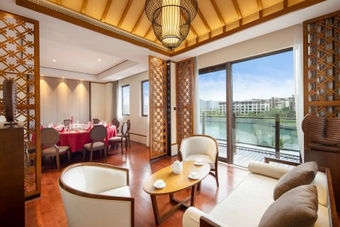 海南伴山伴海酒店(万宁神州半岛店)