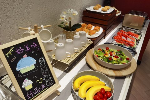 白玉兰酒店(武汉江滩南京路科技馆店)