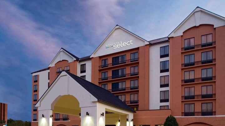 索尼斯塔精选亚特兰大德卢斯酒店(Sonesta Select Atlanta Duluth Hotel)