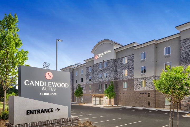 纽南 - 亚特兰大西南烛木套房酒店 - IHG 旗下饭店(Candlewood Suites - Newnan - Atlanta SW, an IHG Hotel)