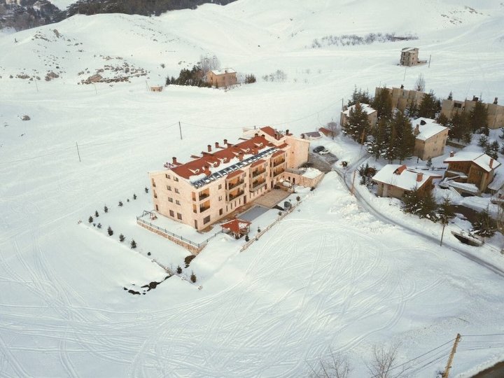 勒诺特酒店 & 滑雪度假村(Le Notre Hotel & Ski Resort)