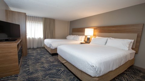 克利夫兰南独立烛台套房酒店(Candlewood Suites Cleveland South - Independence, an IHG Hotel)