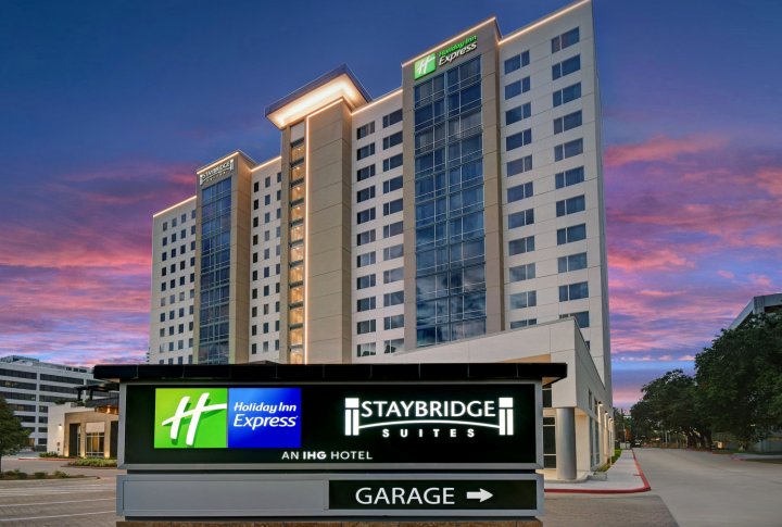 休斯顿广场地区驻桥套房酒店(Holiday Inn Express - Houston - Galleria Area, an IHG Hotel)