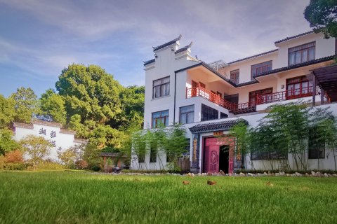 诸暨湖山雅苑民宿