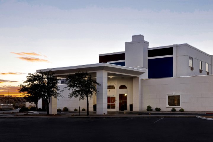 拉斯克鲁塞斯万豪春丘酒店(SpringHill Suites by Marriott Las Cruces)