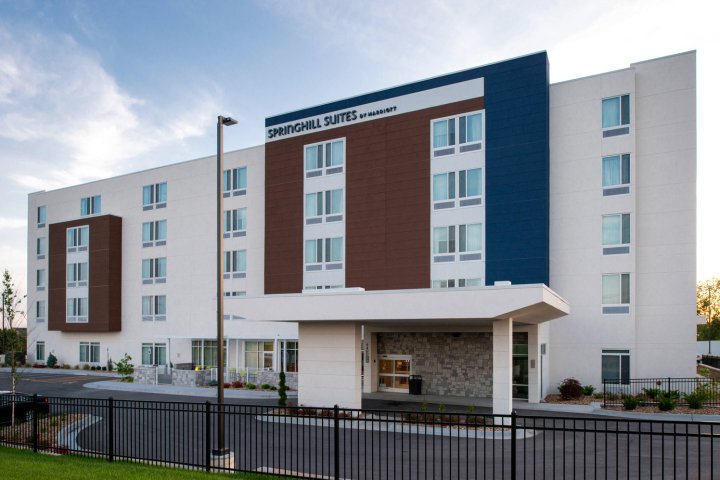 堪萨斯城东北万豪春丘酒店(SpringHill Suites by Marriott Kansas City Northeast)