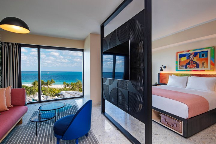 迈阿密海滩南海滩莫克西酒店(Moxy Miami South Beach)