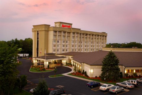 罗彻斯特机场万豪酒店(Rochester Airport Marriott)