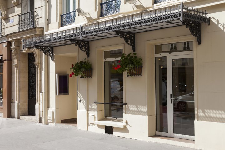 巴黎里昂车站晨曦酒店(Hôtel Aurore Paris Gare de Lyon)