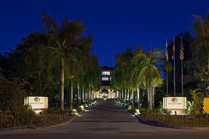 塞舌尔阿拉曼达希尔顿逸林酒店及水疗中心(DoubleTree by Hilton Seychelles Allamanda Resort & Spa)