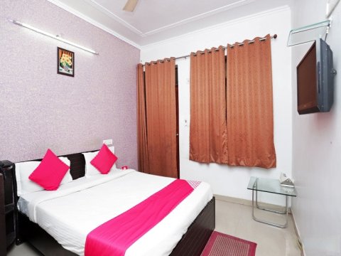 OYO 40418 Pawanputra Hotel