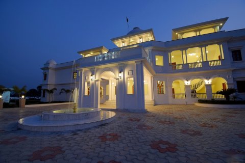 乌麦农场度假村-斋浦尔的传统怀旧住宿(Umaid Farm Resort - A Legacy Vintage Stay in Jaipur)