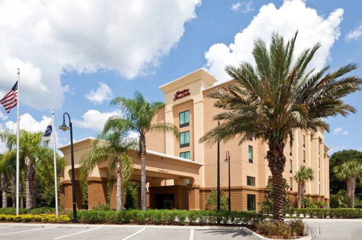 奥兰多-阿波普卡汉普顿套房酒店(Hampton Inn & Suites Orlando-Apopka)