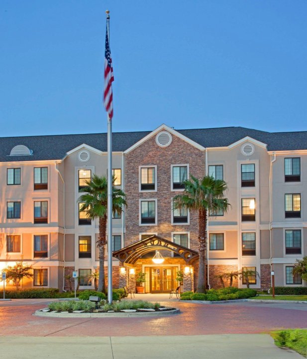 西休斯顿宿之桥 - 能源走廊酒店(Staybridge Suites Houston West - Energy Corridor, an IHG Hotel)