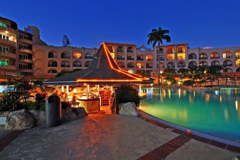 阿克拉海滩酒店(Accra Beach Hotel)