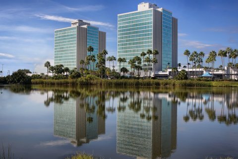 希尔顿逸林酒店 - 奥兰多环球影城入口(DoubleTree by Hilton at the Entrance to Universal Orlando)