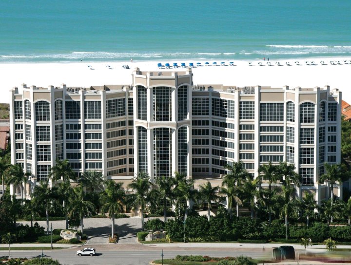 马可海滨度假酒店(Marco Beach Ocean Resort)