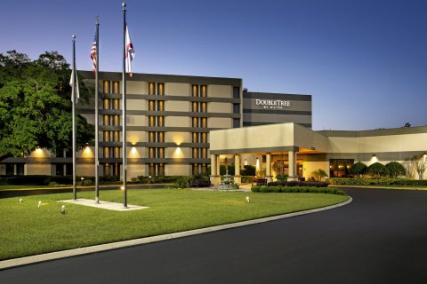 东奥兰多UCF区希尔顿逸林酒店(DoubleTree by Hilton Orlando East - UCF Area)