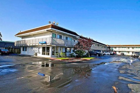 Motel 6-Eureka, CA Redwood Coast